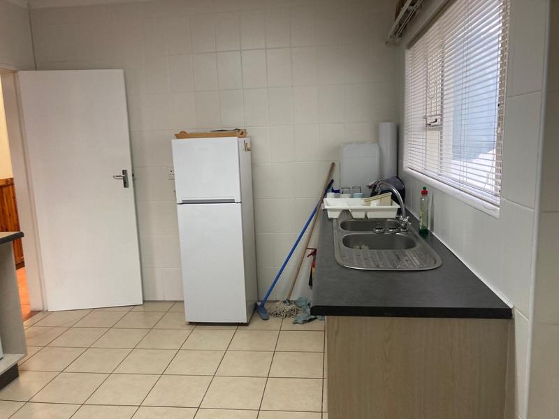 To Let Commercial Property for Rent in Newton Park Eastern Cape